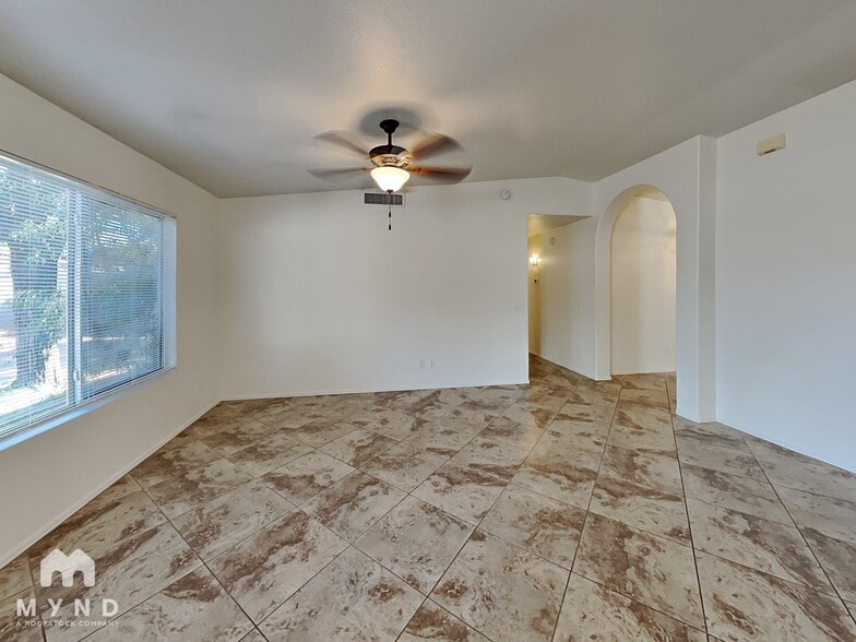 Building Photo - 4123 S Ferris Dr