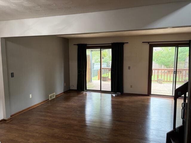 Building Photo - 938 Bluffway Dr