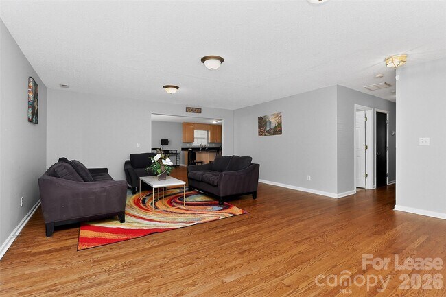 Building Photo - 6238 King George Dr