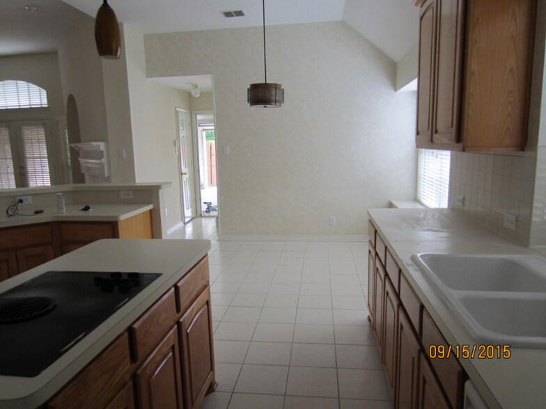 Building Photo - 7016 Randall Way