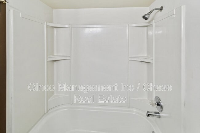 Building Photo - 2450 Terrace Ave