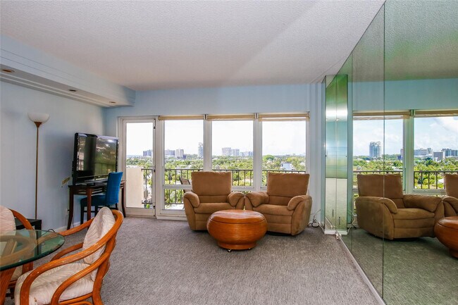 Building Photo - 2500 E Las Olas Blvd