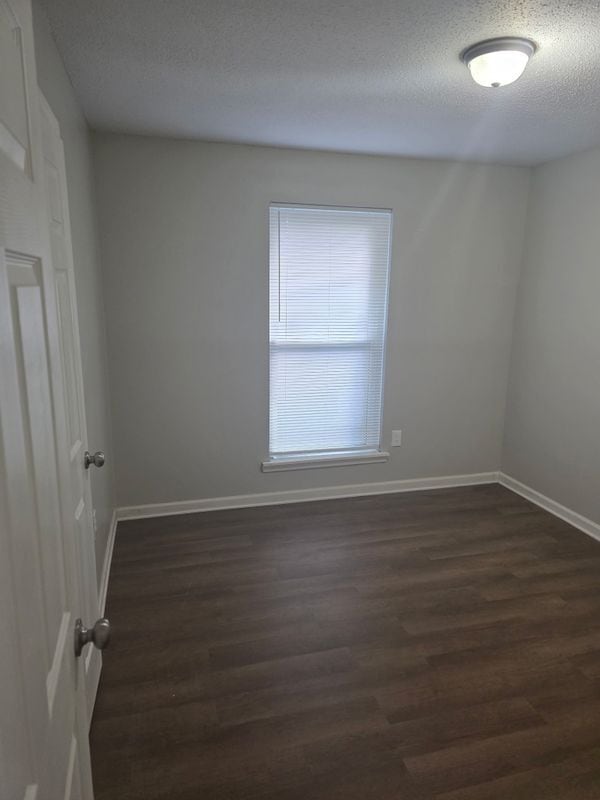 Building Photo - 3880 Pocasset St