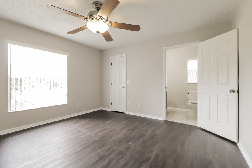 Building Photo - 618 Brooke Ct