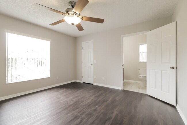 Building Photo - 618 Brooke Ct