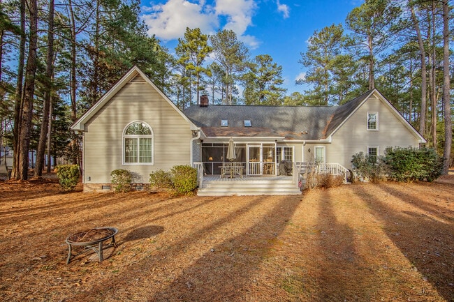 Building Photo - 28900 Deercroft Dr