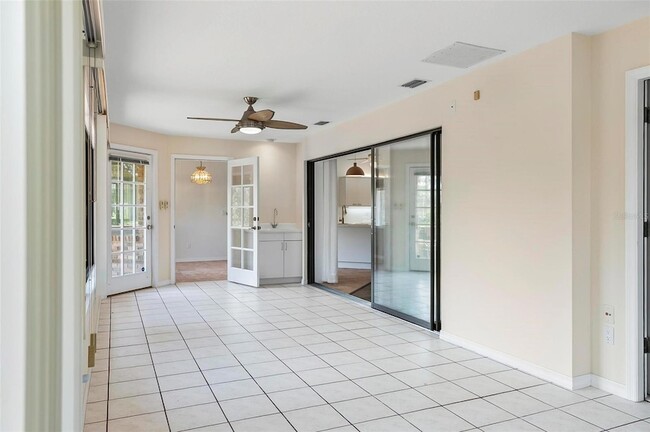 Building Photo - 20 Conley Ct