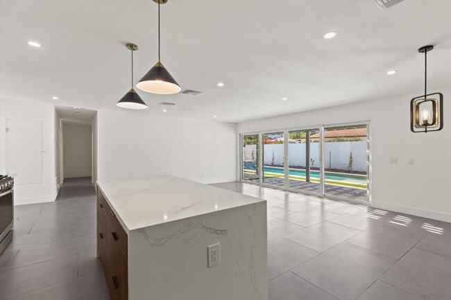 Building Photo - 2793 N Chuperosa Rd