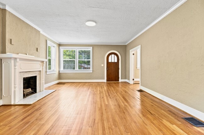 Building Photo - 1008 Fitzpatrick Ave