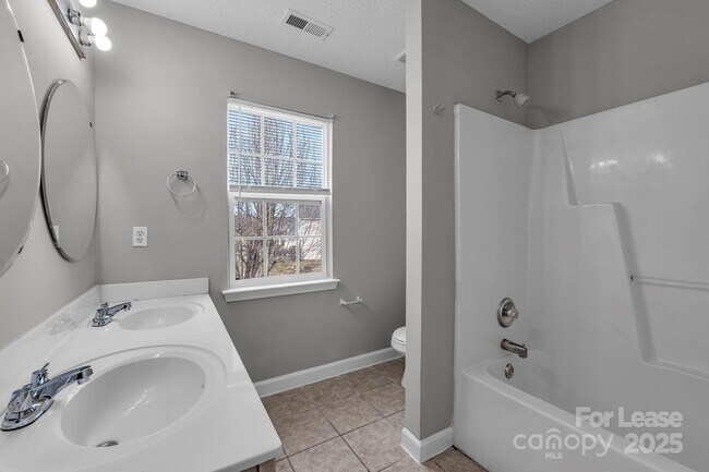Building Photo - 8702 Wood Sorrel Ct