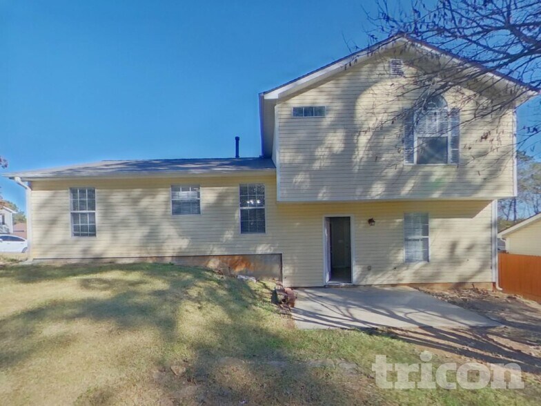 Building Photo - 7447 Edenberry Way