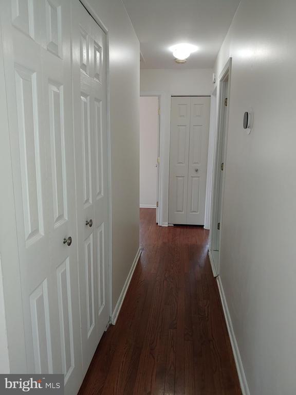 Building Photo - 149 Northway