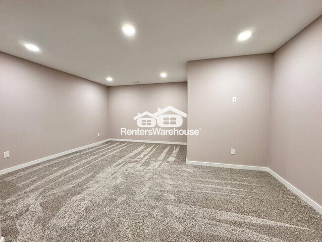 Building Photo - 1200 Locust St