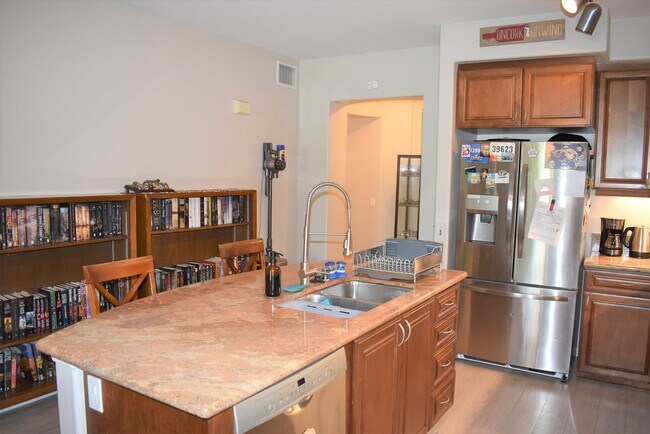 Building Photo - 8355 Station Village Ln