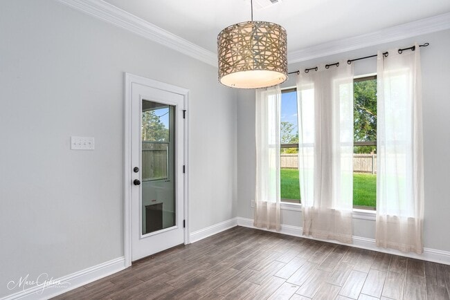 Building Photo - Willow Heights Rental