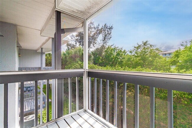 Building Photo - 4907 W McElroy Ave