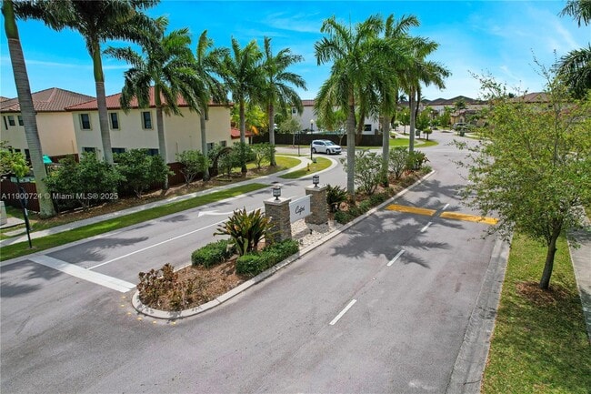 Building Photo - 151 NE 27th Terrace