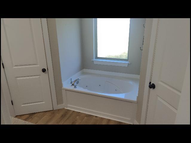 Building Photo - 1350 N Parker St