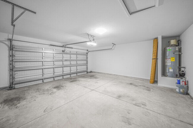 Building Photo - 8739 Schooner Ln