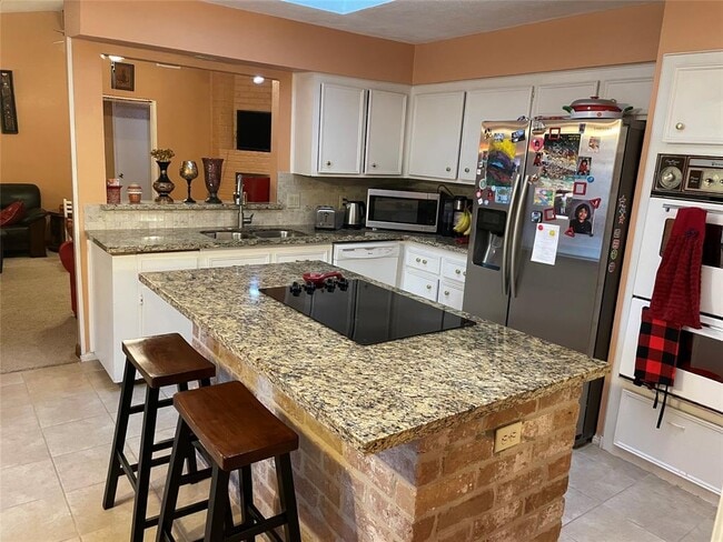 Building Photo - 14415 Locke Ln
