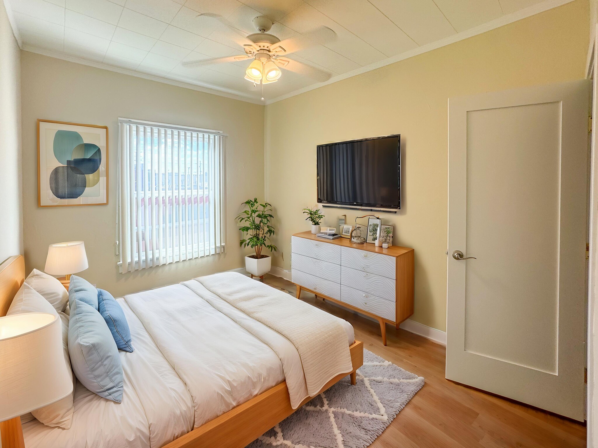 Virtually Staged. Unit is unfurnished. - Citadel on Central