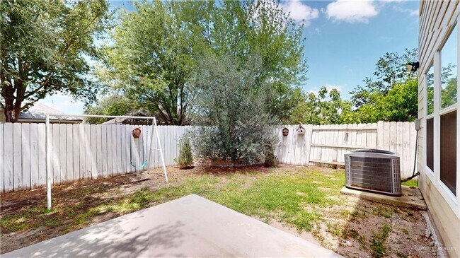 Building Photo - 1505 Candy Ln