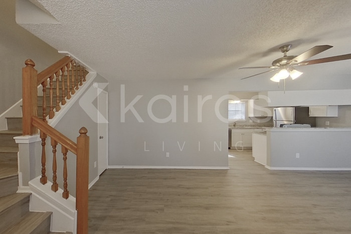 Building Photo - 2146 Woodnote Ln
