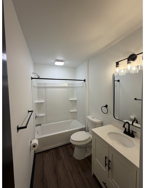 Building Photo - 2819 White Oak Dr