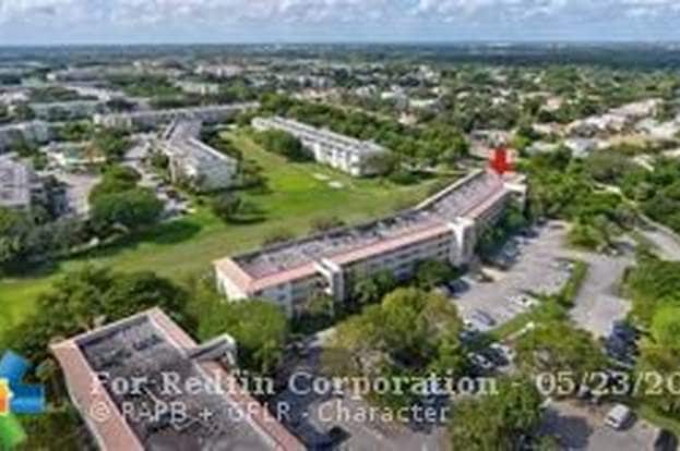 Building Photo - 4401 Martinique Ct