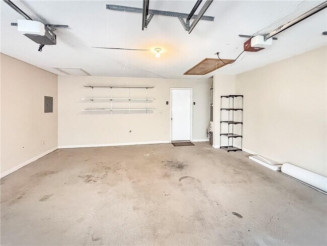 Building Photo - 1497 Chaseway Cir