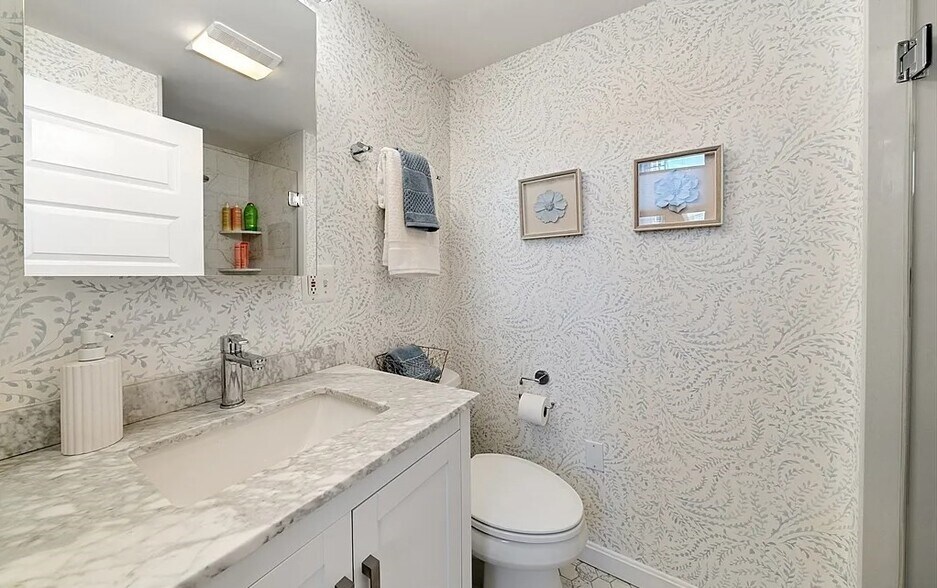 Building Photo - 9 Hancock St