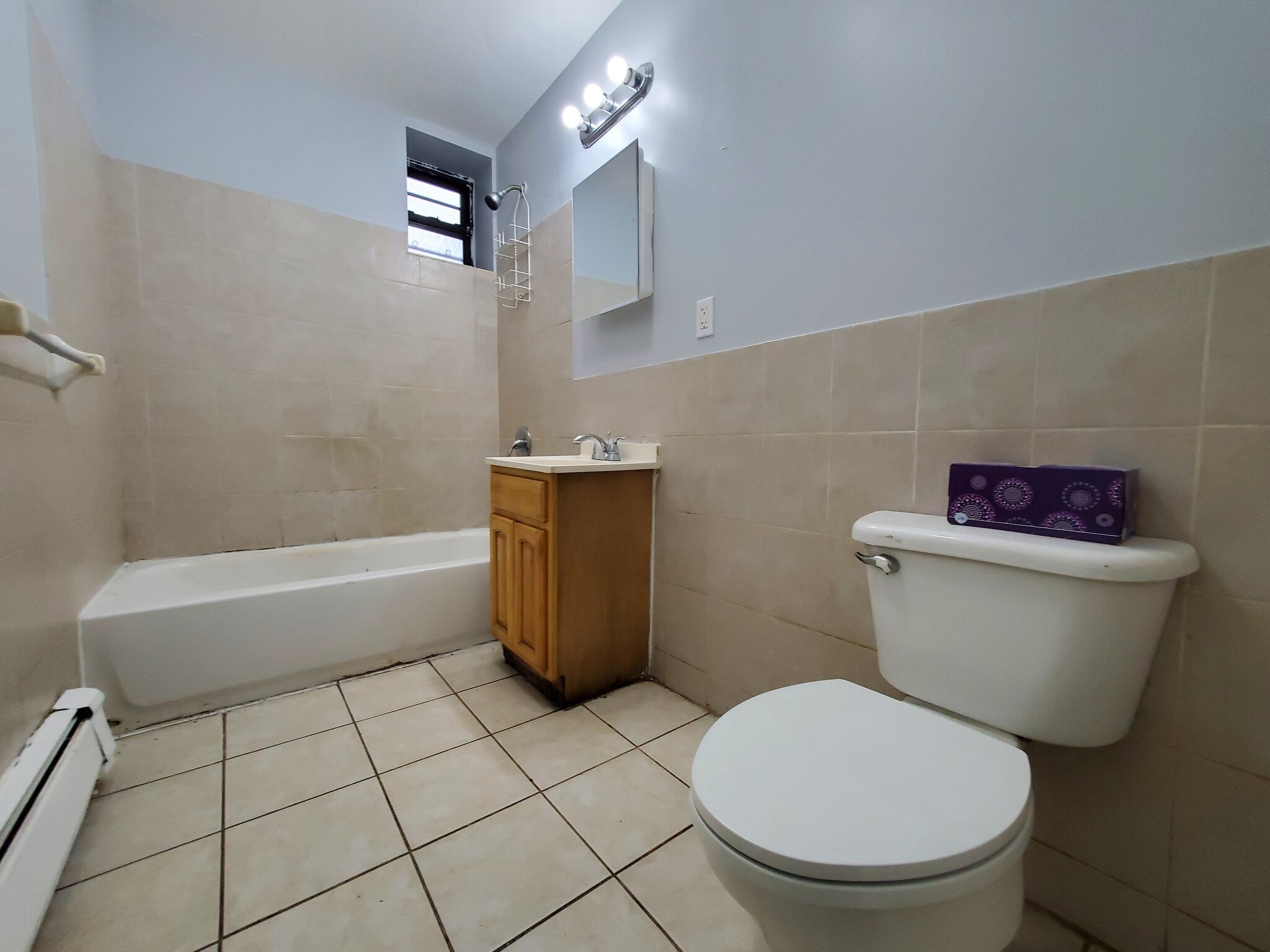 205 Union St 3 - 204 Union St