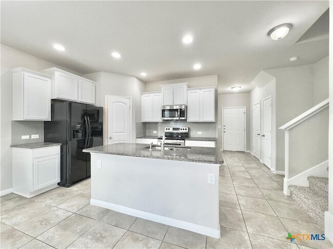 Building Photo - 308 Craters of the Moon Blvd