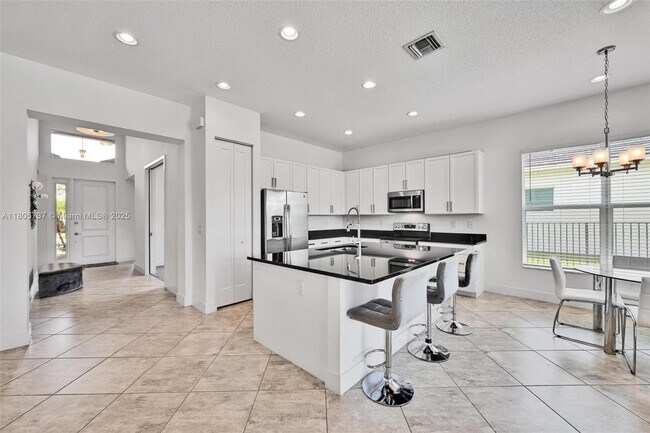 Building Photo - 9706 Celtic Sea Ln