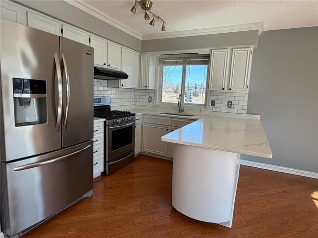 Building Photo - 11941 69th Ave N