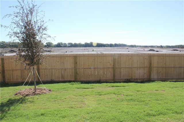 Building Photo - 2412 Eppright Dr