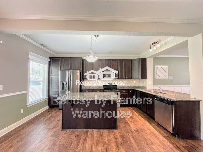 Building Photo - 105 Bedford Pl