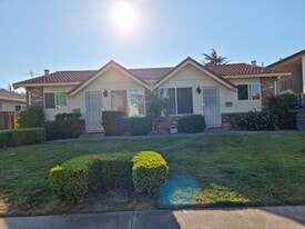 Building Photo - 451 Carneros Ave