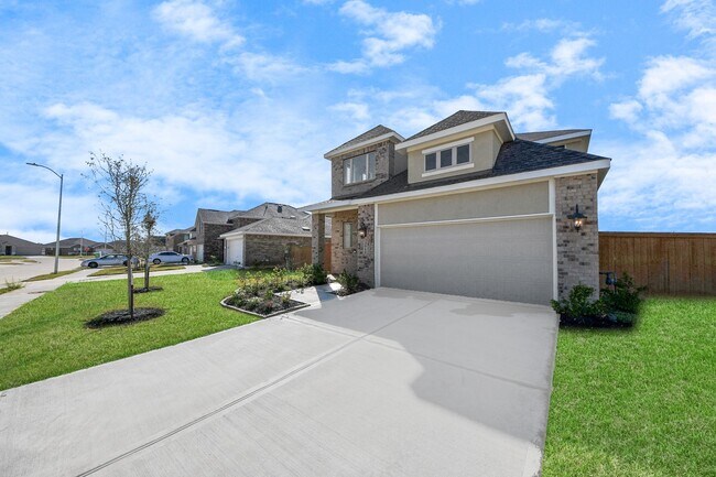 Building Photo - 3040 Ash Ray Dr