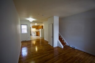 Building Photo - 125 N DuPont St