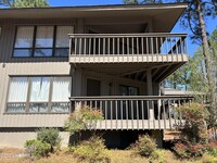 Building Photo - 207 Foxkroft Dr