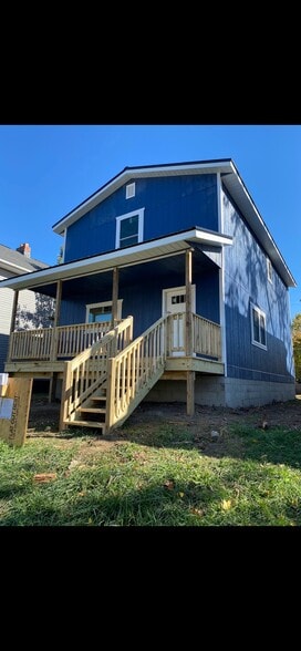 Building Photo - 350 S Ogden Ave