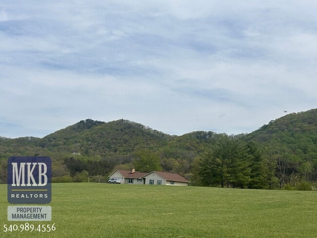 Building Photo - 5056 Catawba Valley Dr