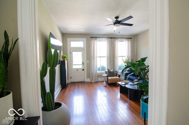 Building Photo - 607 Lord St