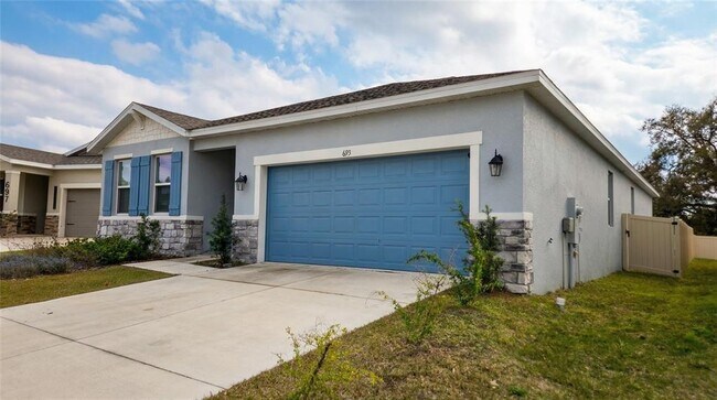 Building Photo - 693 Crown Rose Dr