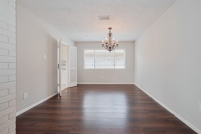 Building Photo - 17114 Quail Glen Dr