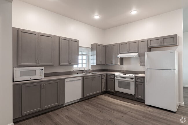 Interior Photo - Rocky Neck Village
