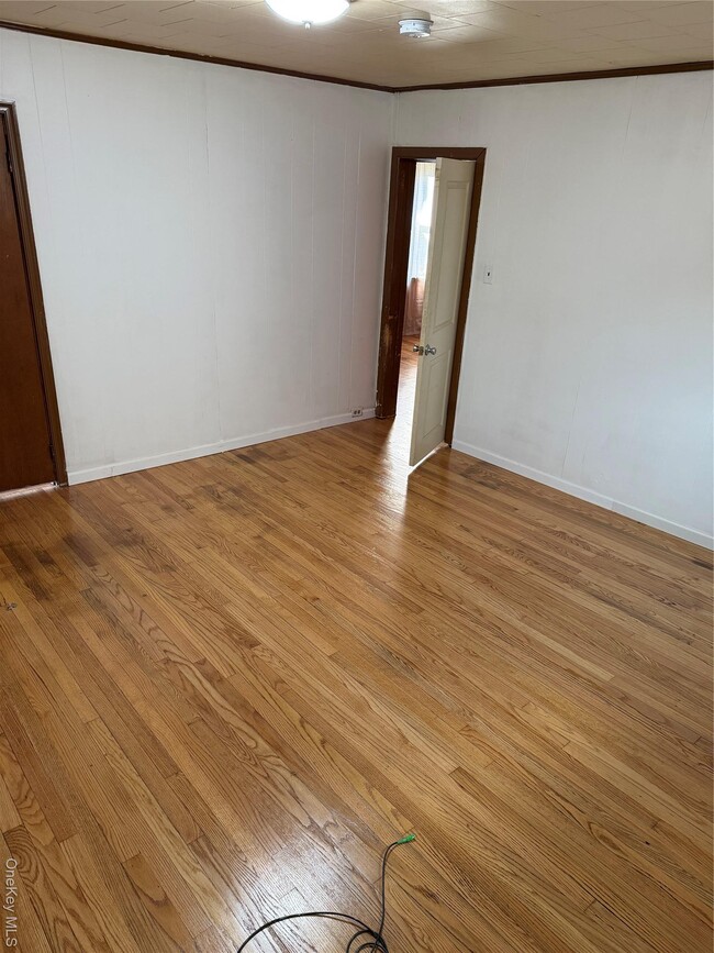 Building Photo - 6 Ulster Pl