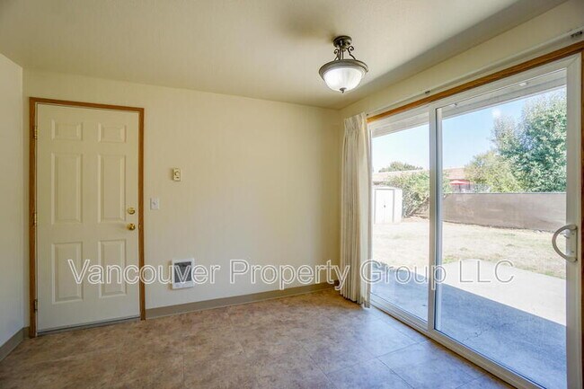 Building Photo - 8621 NW 15th Ave