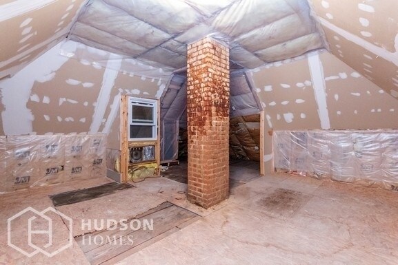 Building Photo - 37 Houston Ave